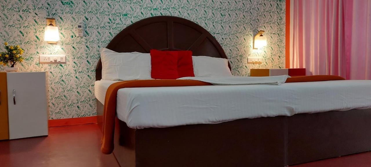 Marari Phoenix Beach Homestay Mararikulam Exteriör bild
