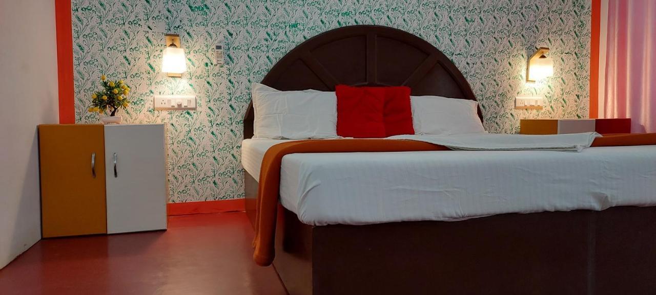 Marari Phoenix Beach Homestay Mararikulam Exteriör bild